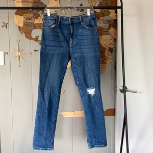 Straight leg med wash thick fitted denim jeans